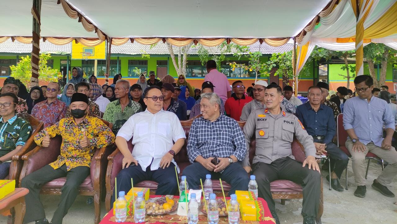 Reuni Akbar SMPN 2 EX SMPN 4 Tembilahan Kedatangan Mantan Gubri RZ