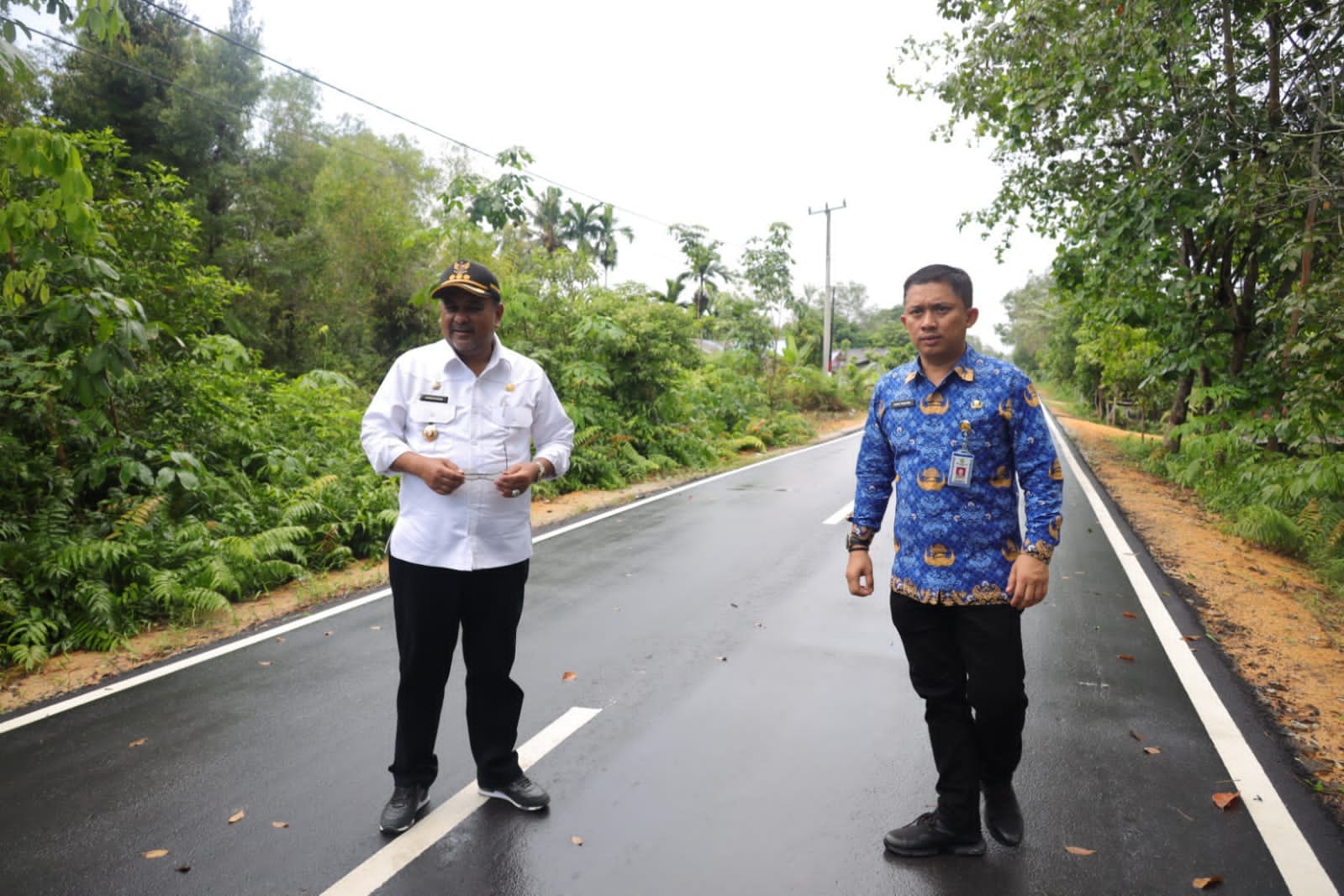 Bupati Karimun Tinjau Jalan Yang Selesai Dibangun di Kampung Halamannya, Pembangunan Jalan di Ungar, Belat dan Durai Prioritas Tahun 2023