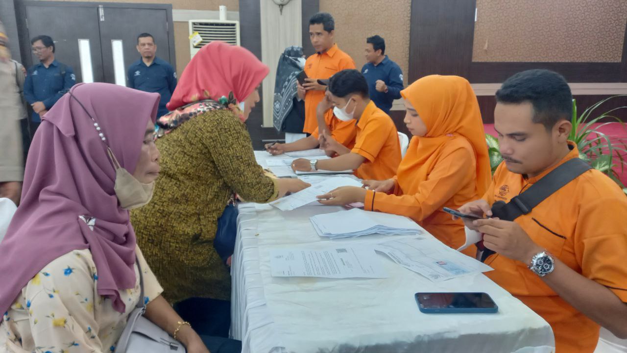 Pemkab Karimun Distribusikan Bantuan BLT BBM Untuk 7250 Penerima se Kabupaten
