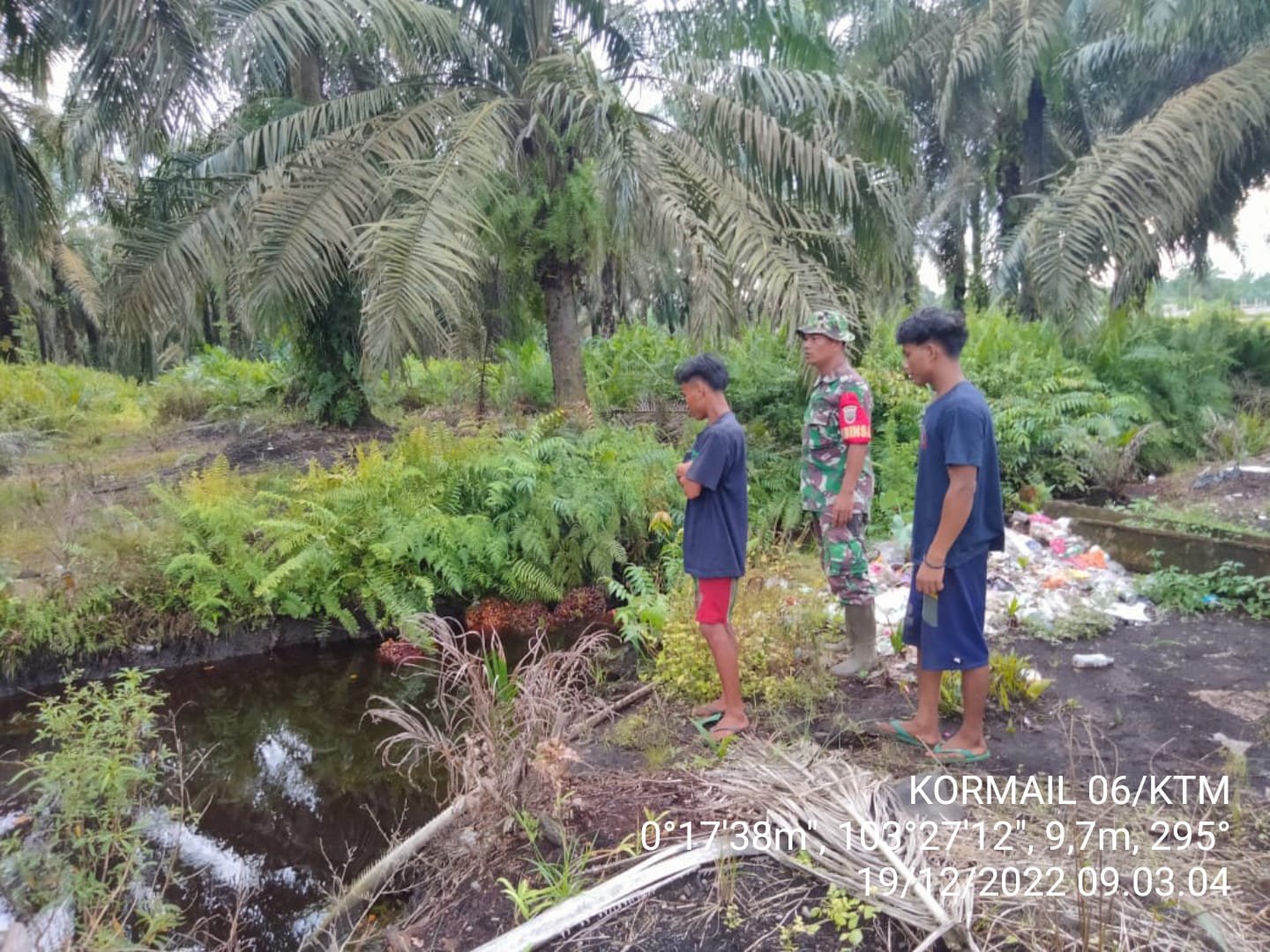 Kegiatan Rutinitas, Babinsa Koramil 06/KTM Serda Rudi Hartono Melaksanakan Patroli Karhutla di Wilayah Binaan 