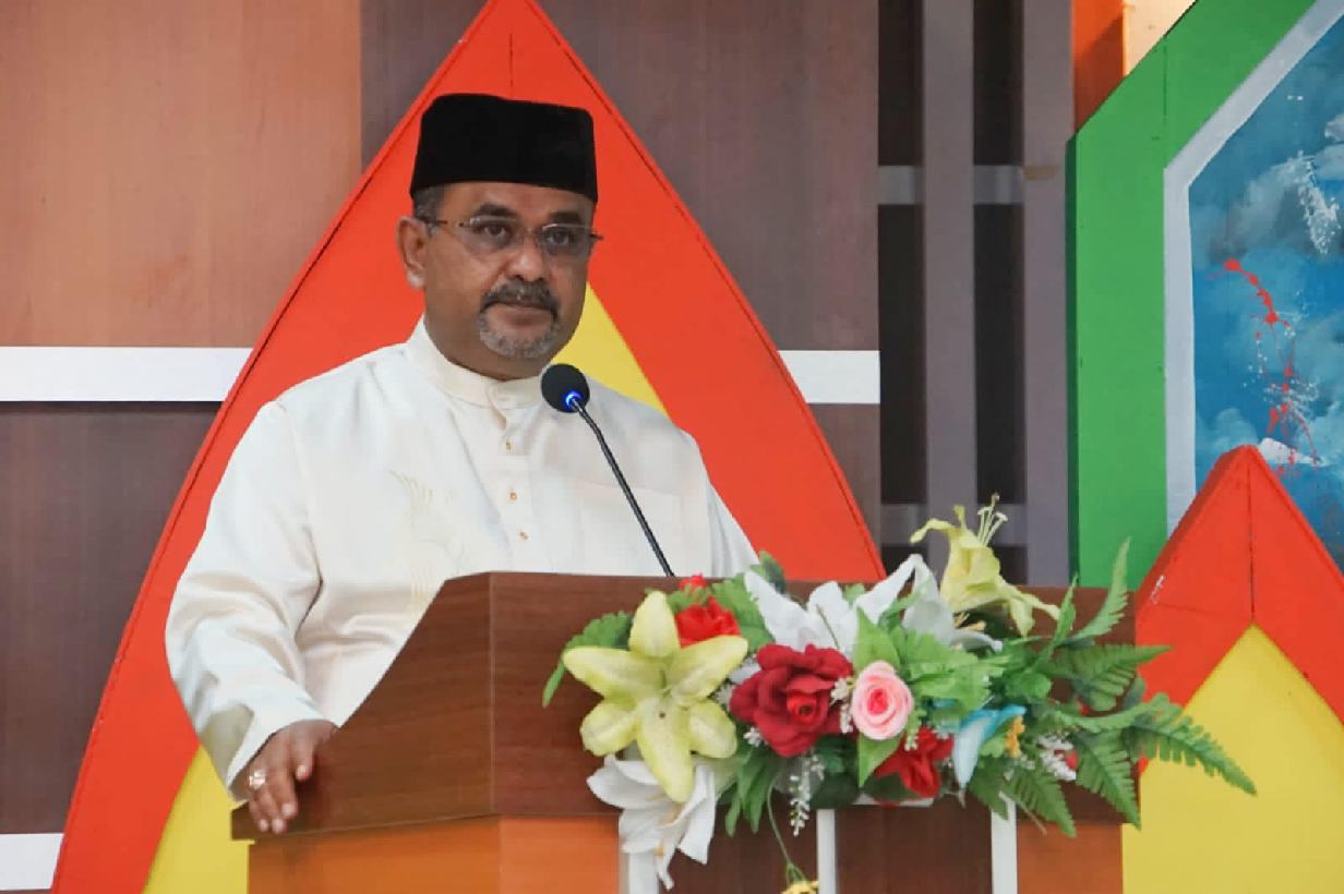 Bupati Karimun, H Aunur Rafiq