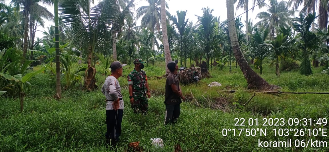 Babinsa Koramil 06/KTM Praka Fiki Putra Terus Upayakan Antisipasi Karhutla di Wilayah Binaan 