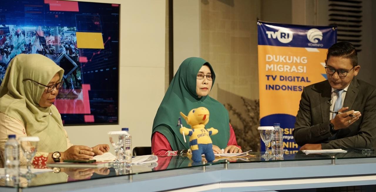 Jadi Bintang Tamu TVRI Riau, Hj Zulaikhah Beri Edukasi Tentang Pencegahan dan Penanggulangan Stunting 