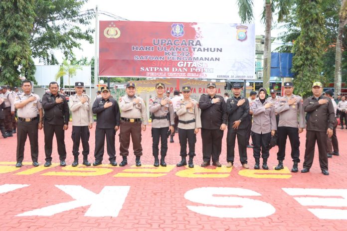 KN HUT Satpam