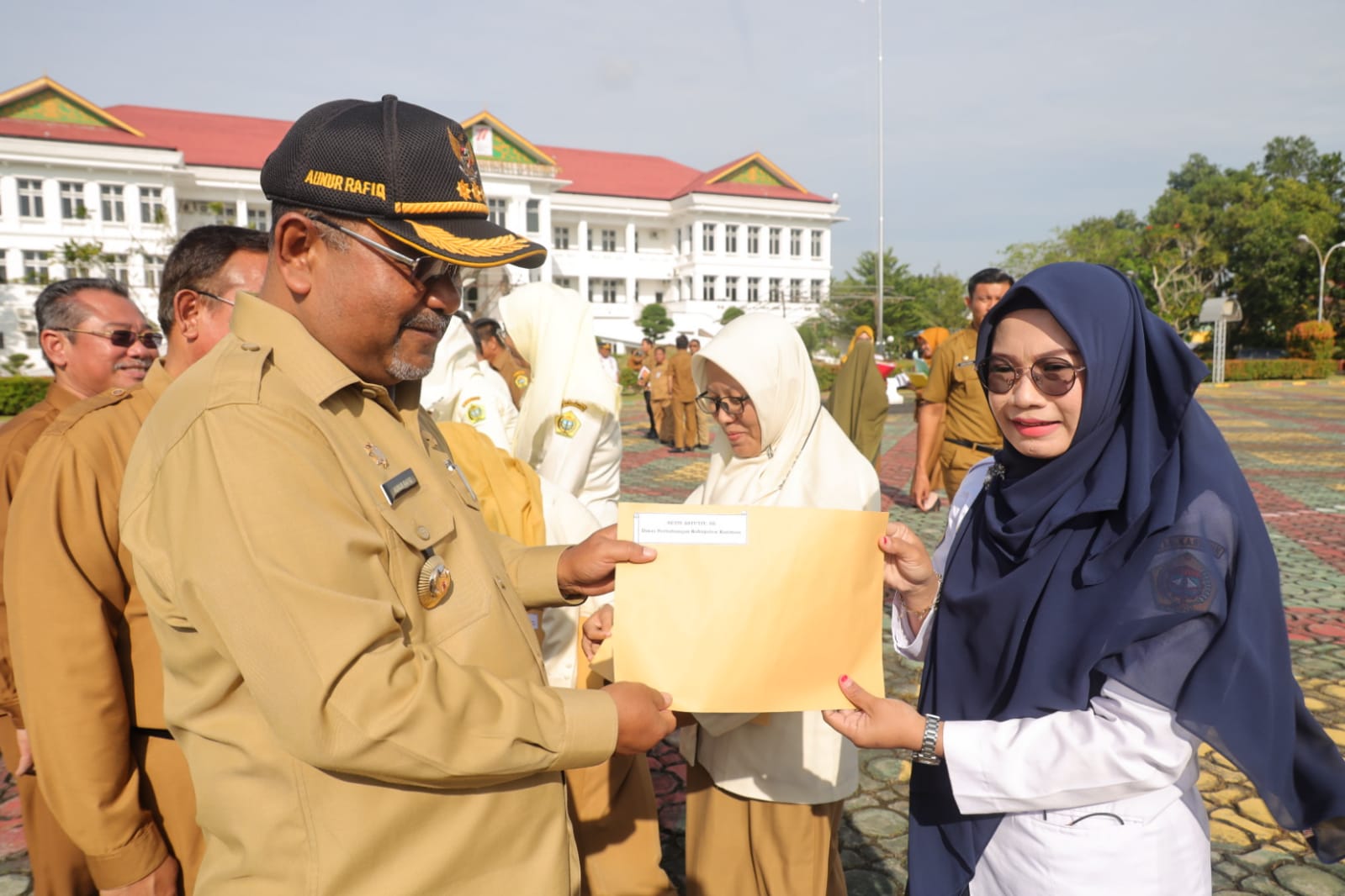 Aunur Rafiq Perpanjang Kontrak 2.449 Honorer di Lingkungan Pemkab Karimun