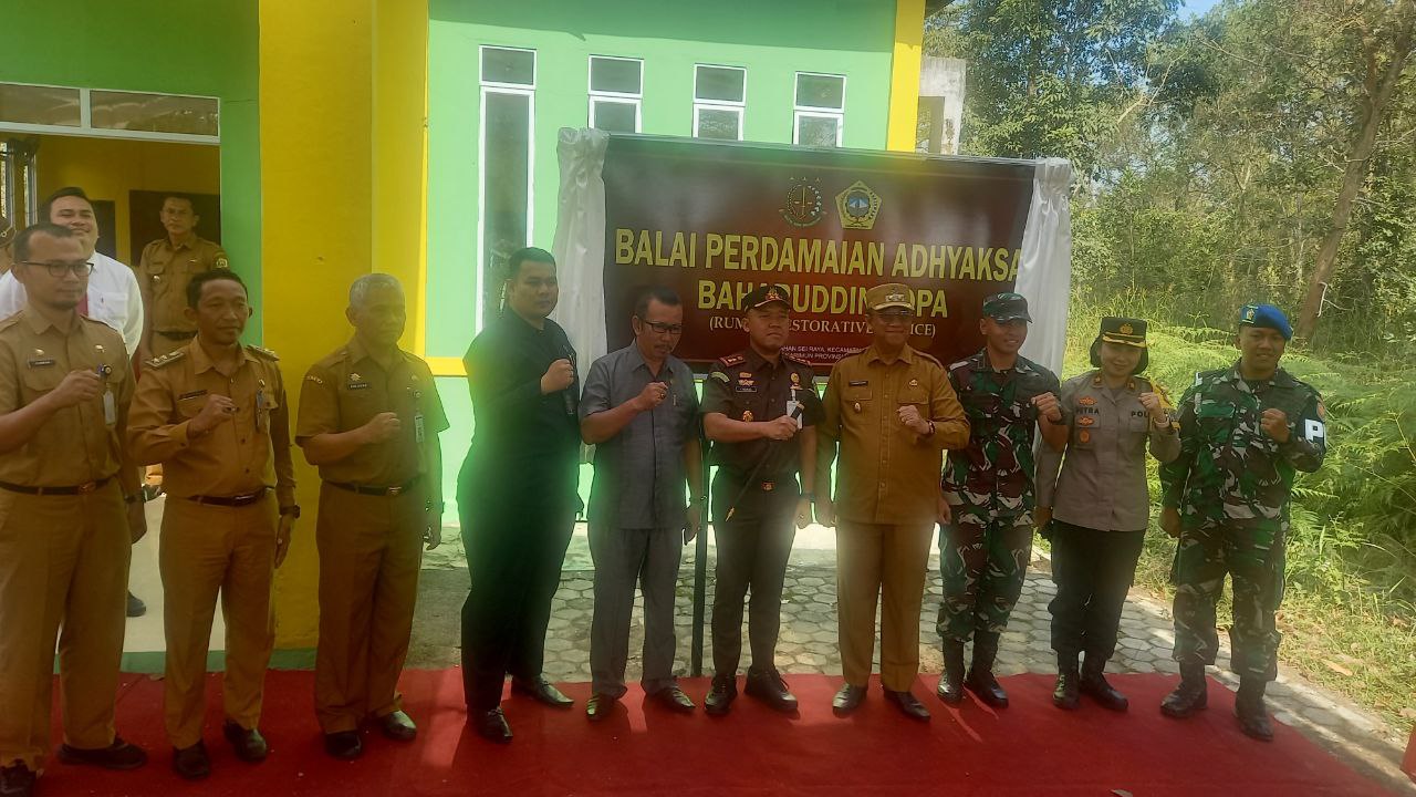 Rumah RJ Kecamatan Meral Diresmikan Kajari, Wabup Karimun Apresiasi Program Kejagung