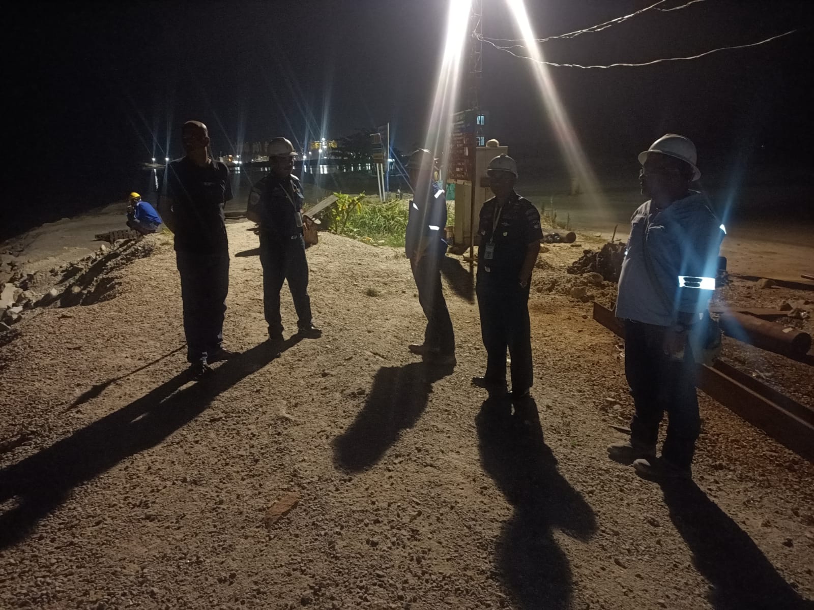 Tim SAR Gabungan Masih Lakukan Pencarian Terhadap Mohammad Afrizal, Yang Jatuh di Dermaga PT Pacific