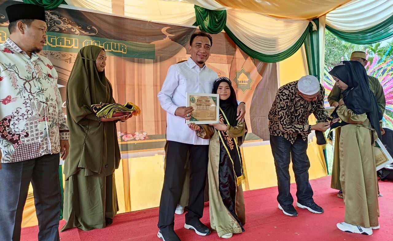 CEO Nursa Grup H Ikbal Sayuti Apresiasi Wisuda Tahfidz Asar Mengaji An-Nur Pulau Kijang 