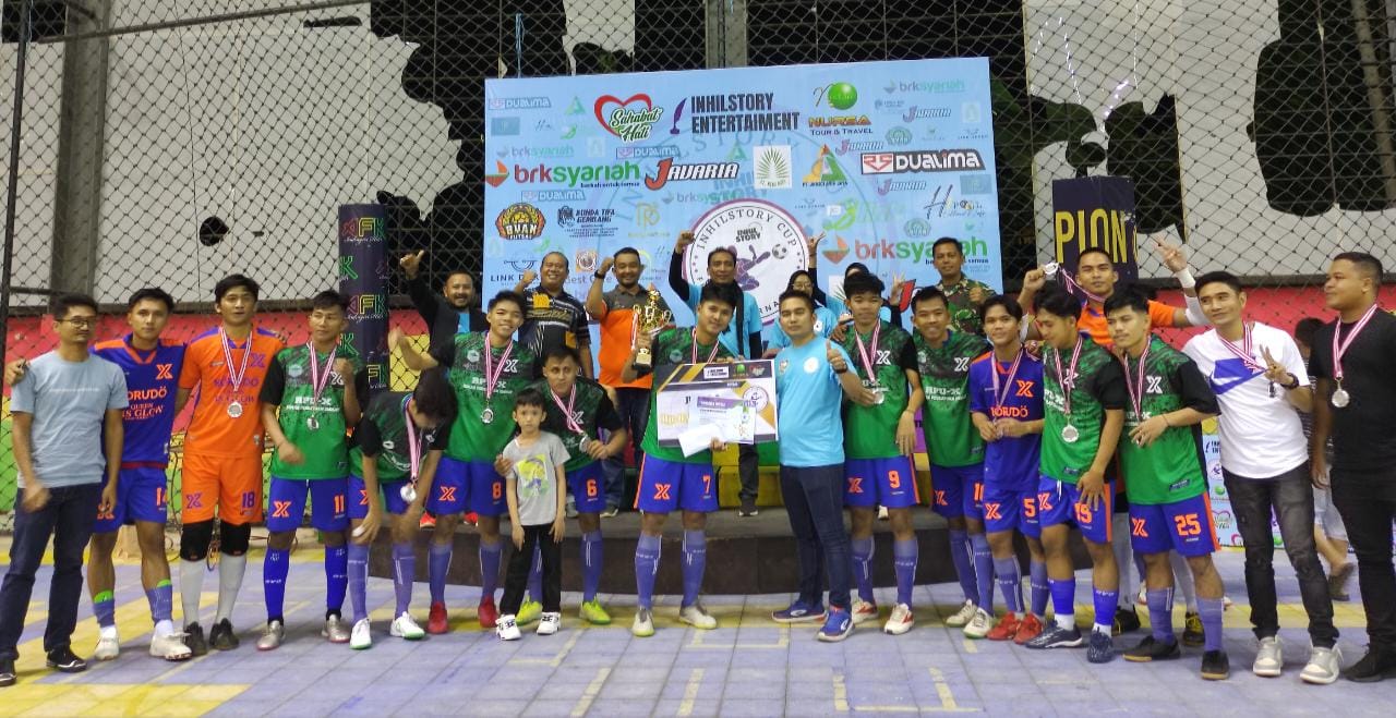 Di Hadiri Ribuan Penonton, Bang Hati (H Ikbal Sayuti) Resmi Tutup Turnamen Futsal Inhil Story X Sabahat Hati Cup 