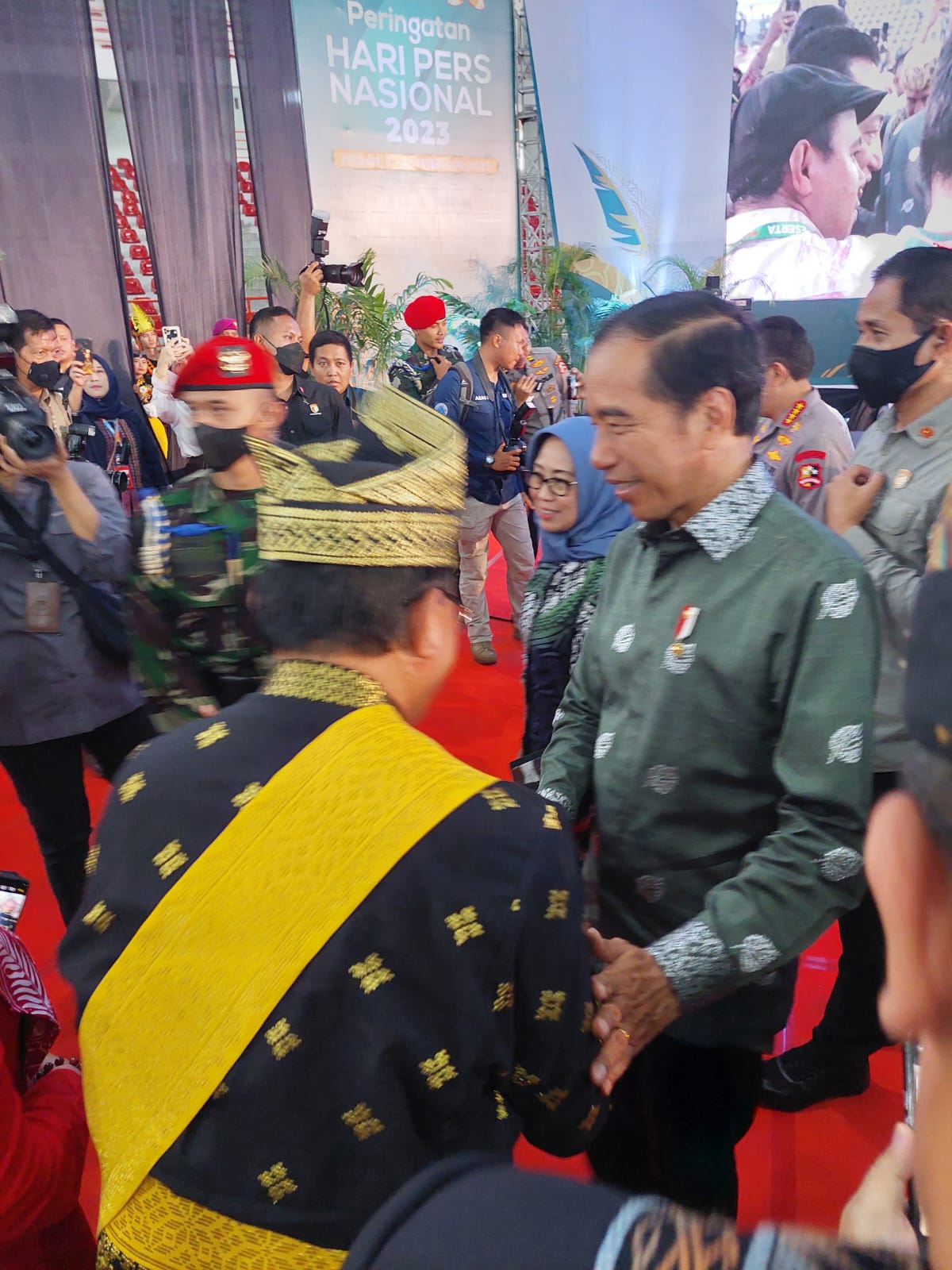 Di Hadiri Presiden RI, Bupati HM Wardan Ikuti Dialog Kebudayaan bersama 10 Bupati/ Wali kota se Indonesia.