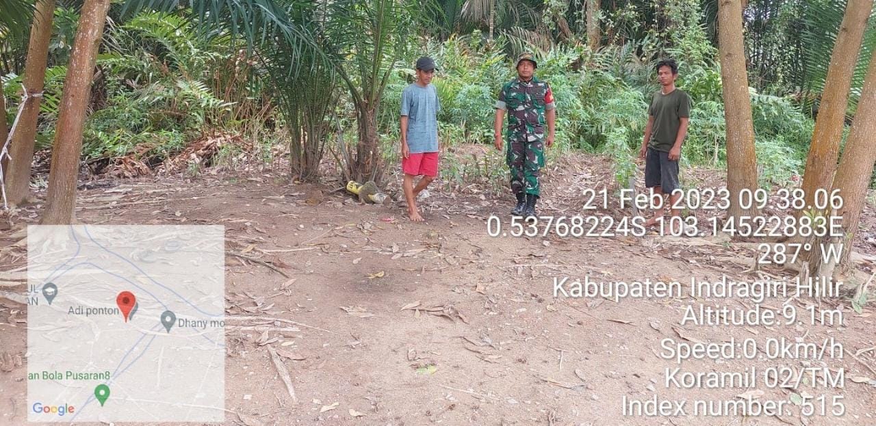 Babinsa Serda M Pasaribu Bersama Warga Binaan Giat Patroli Karhutla di Wilayah Pusaran 