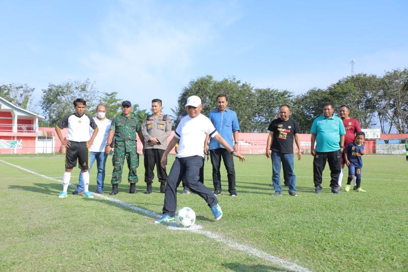 Pemkab Asahan FC vs Wartawan FC, Awali Turnamen Old Crack PWI Asahan