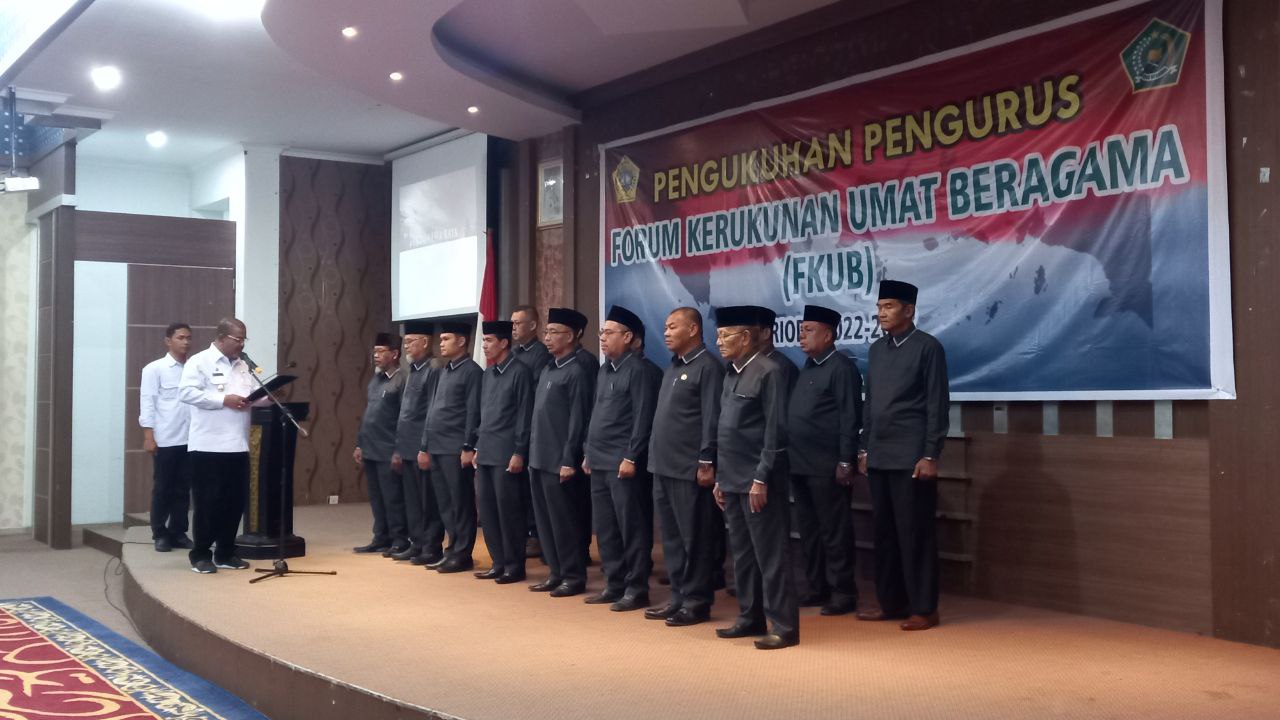 Bupati Karimun Kukuhkan Pengurus FKUB