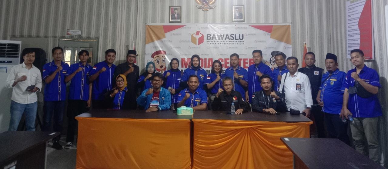 Lakukan Silaturahmi, DPD KNPI dan Bawaslu Inhil Sepakat Akan Jalin Kerjasama untuk Sukseskan Pemilu 2024 Lakukan Silaturahmi, DPD KNPI dan Bawaslu Inhil Sepakat Akan Jalin Kerjasama untuk Sukseskan Pemilu 2024