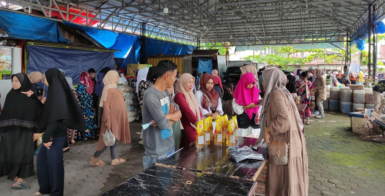 Mengantisipasi kenaikan Harga Bahan Pokok Menyambut Bulan Suci Ramadhan, Pemda Inhil Gelar Operasi Pasar Murah 