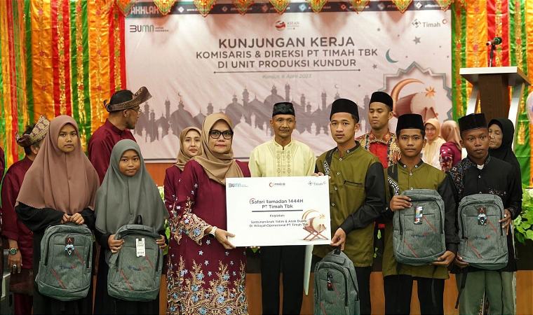 PT Timah Tbk Berikan Santunan Ratusan Anak Yatim di Kepri dan Riau