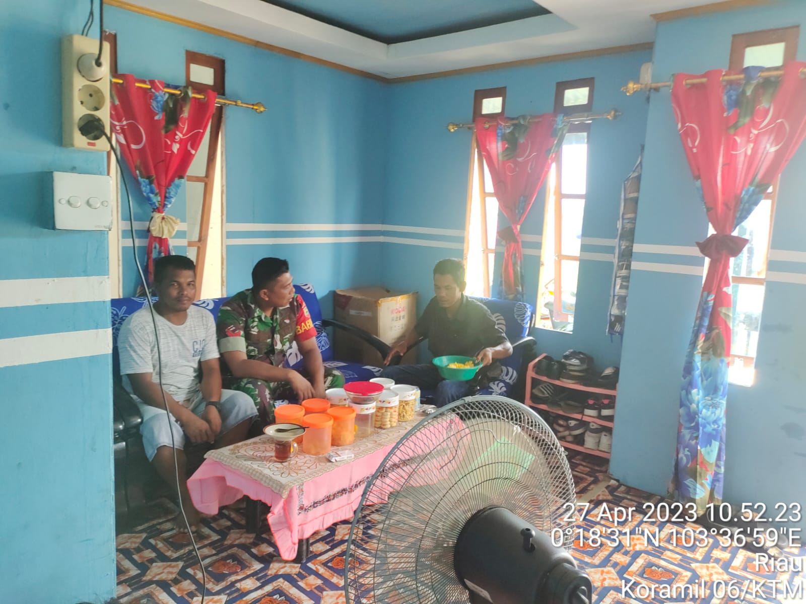 Memfaatkan Suasana Idul Fitri, Babinsa Koramil 06/KTM Jalin Silaturahmi dengan Warga Binaan 