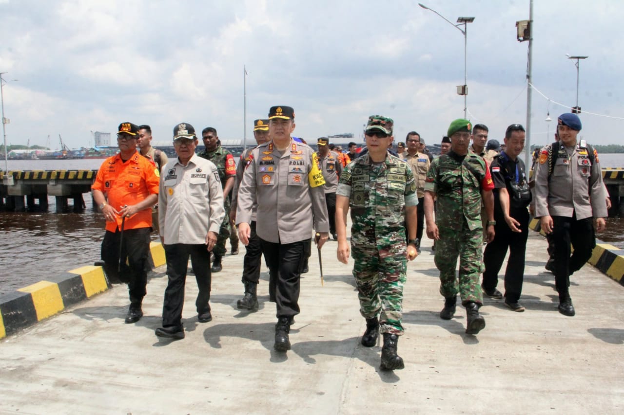 Danrem 031/WB Brigjen TNI Dany Rakca Andalasawan Tinjau Lokasi Laka Laut Speedboat Evelyn Calisca 