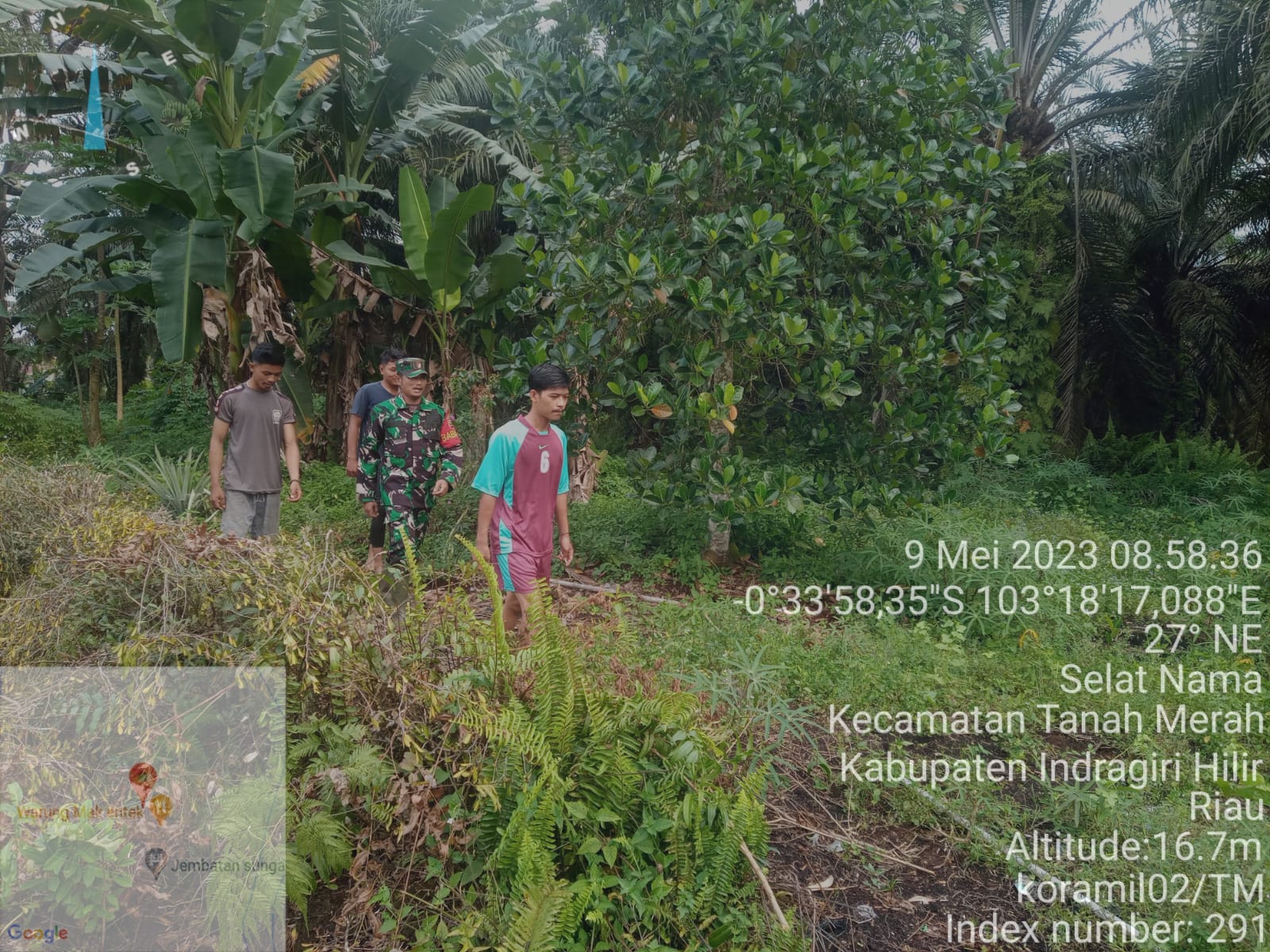Babinsa Serda M Ade P Koramil 02/TM Laksanakan Patroli dan Sosialisasi di Wilayah Binaan Desa Selat Nama