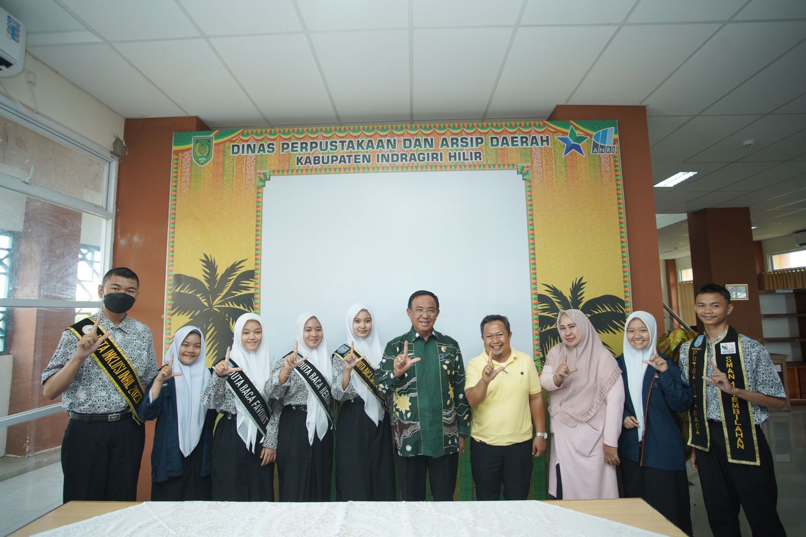 Bupati HM Wardan Tinjau Persiapan Peresmian Gedung Perpustakaan dan Musium Kelapa Inhil 