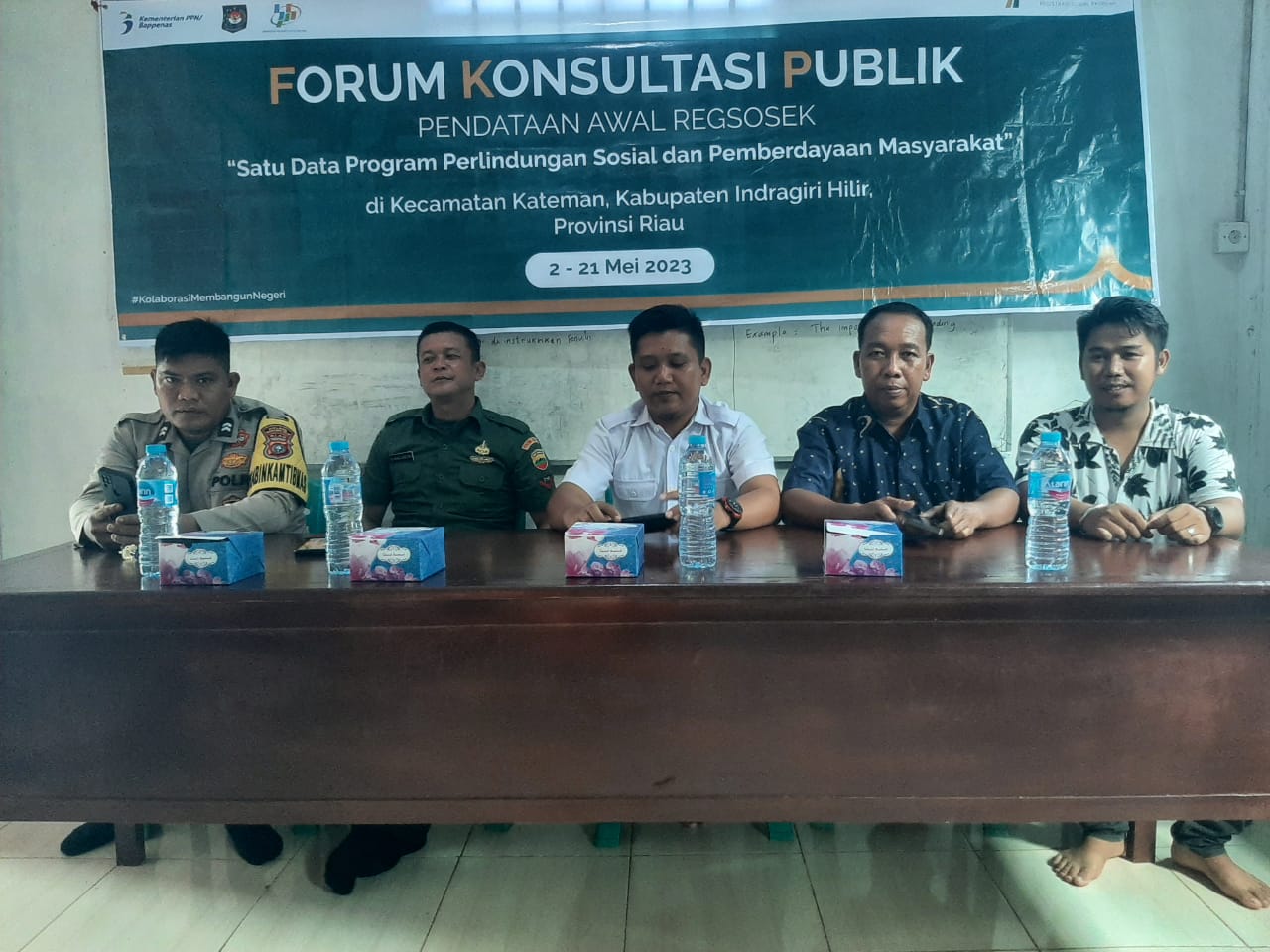 Kopda Abdul Haris Babinsa Desa Penjuru Giat Pendampingan Pelaksanaan FPK Regsosek 