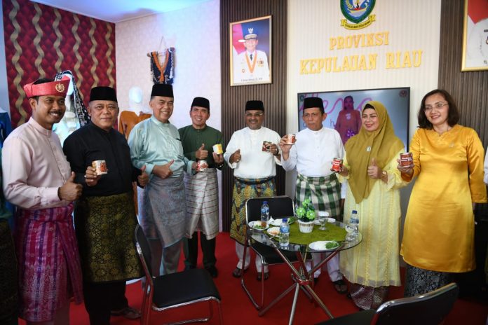 KN gubernur buka stand bazar STQ