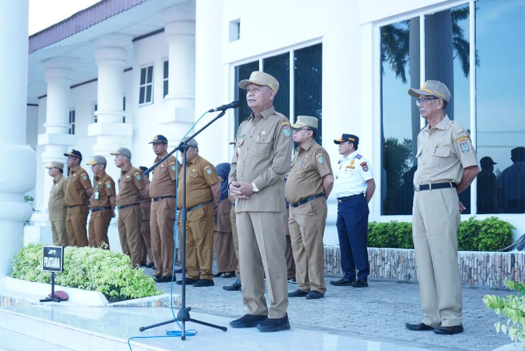 Bupati Asahan, H Surya, Pimpin Apel Gabungan