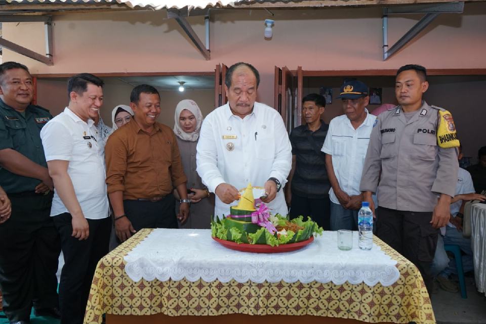 Wakil Bupati Resmikan Kantor Bumdesma Anyar Abadi