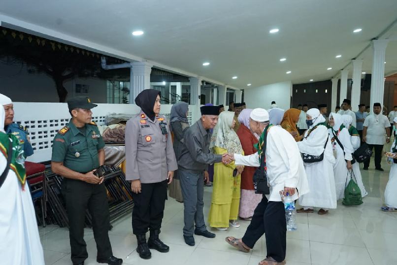 Bupati Asahan Lepas 34 Jama’ah Calon Haji Asahan Tahun 1444H/2023 M Tahap Ke-III