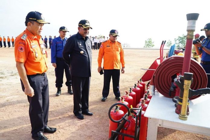 Pegawai pemkab dilatih padamkan api