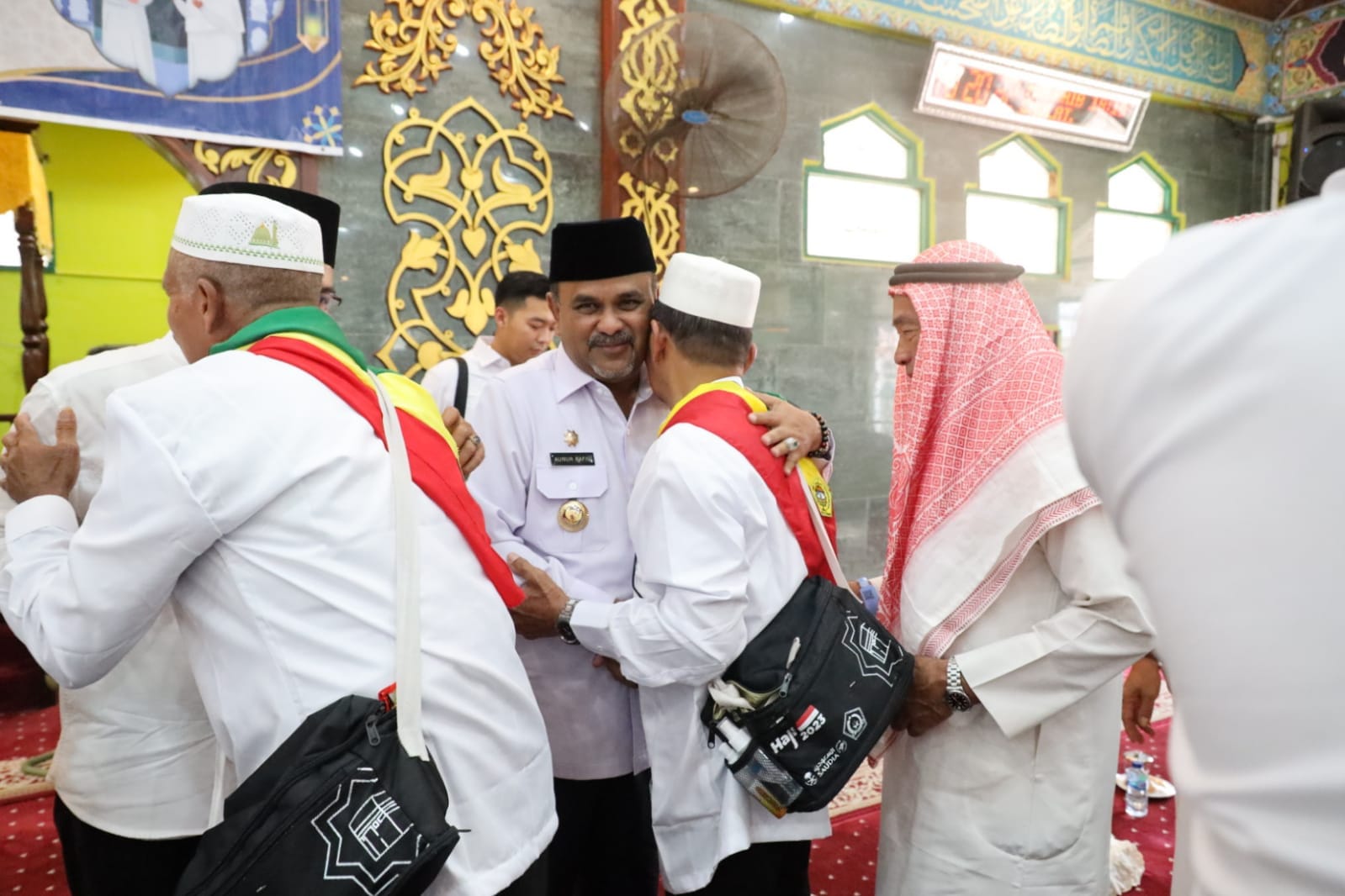 Bupati Karimun Sambut Kepulangan 144 Jamaah Haji