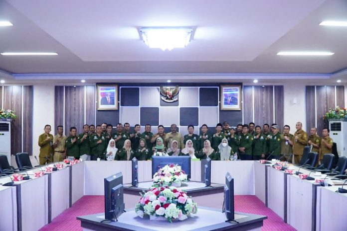 Bupati Rapat