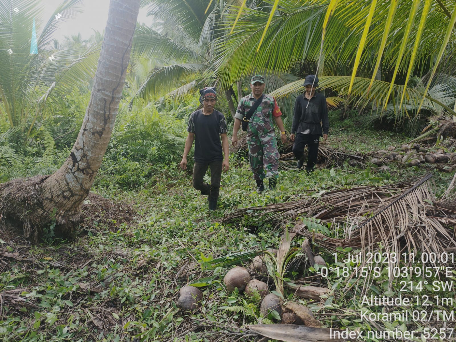 Serma Boy Laksanakan Patroli Rutin, Antisipasi Karhutla Terus Dilakukan Babinsa Koramil 02/TM 