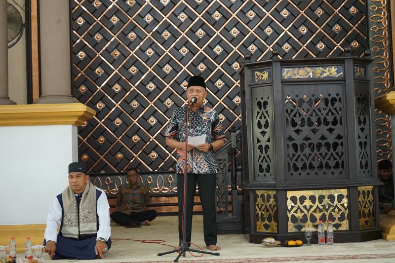 Bupati Asahan Ikuti Pengajian Akbar Kecamatan Kota Kisaran Barat