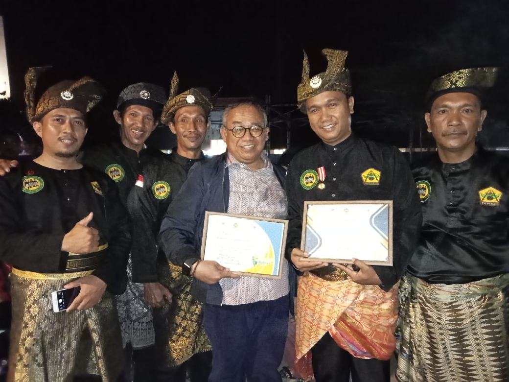 Perkumpulan Seni Pencak Silat Pangean Laman Anak Berempat Mendapat 2 Penghargaan Dari Pemda Karimun