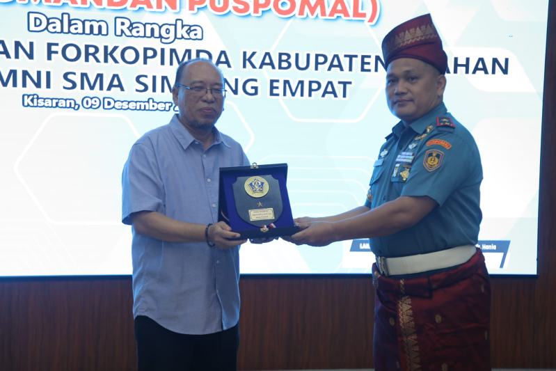 Wakil Komandan Puspomal Bersilaturahmi Dengan Forkopimda Kabupaten Asahan Dan Reunian Alumni SMA Simpang Empat