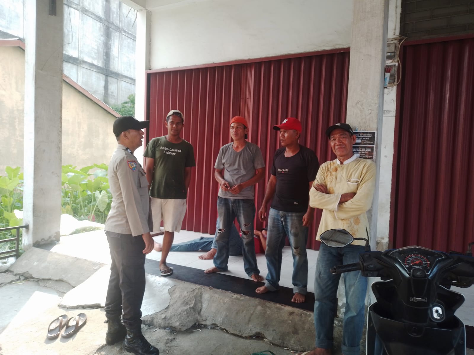 Cooling Sistem ke Masyarakat di Jalan Telaga biru, Aiptu Aulia Sampaikan Sosialisasi Pemilu Damai 2024