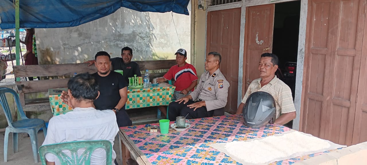 Polsek Tembilahan Hulu Lakukan Jumat Curhat Dialog dengan Masyarakat