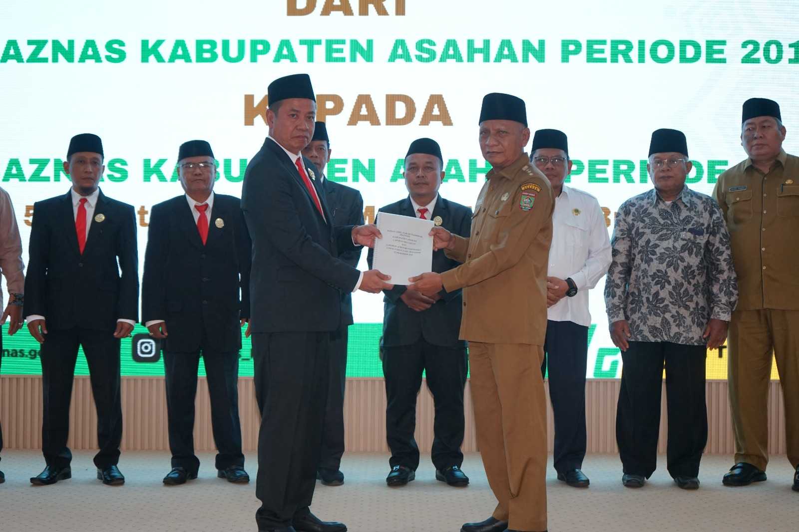 Bupati H Surya Lantik Pimpinan Baznas Kabupaten Asahan Periode 2024-2029
