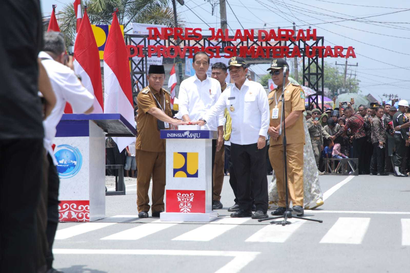 Bupati Asahan Dampingi Presiden Jokowi Resmian Jalan Inpres