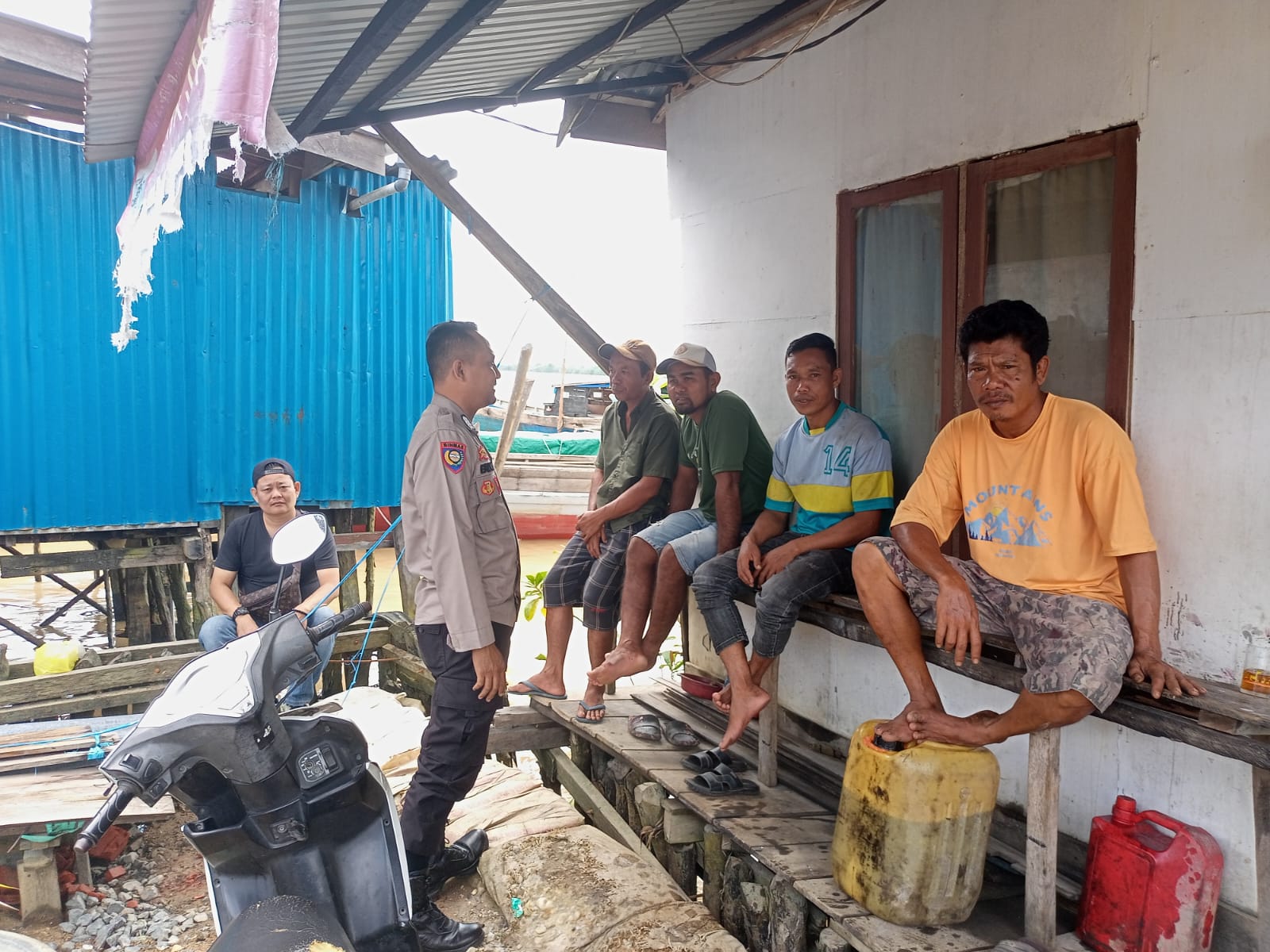 Ops Mantap Praja Lancang Kuning, Bhabinkamtibmas Tembilahan Hulu Gelar Cooling System