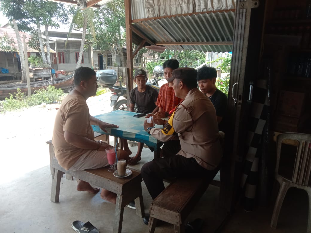 Diskusi dengan Masyarakat, Bripka Sonny Pratama Sampaikan Pesan Kamtibmas