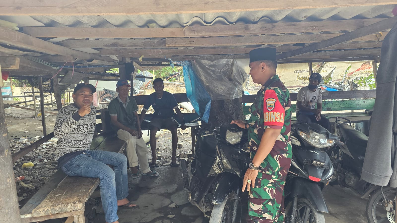 Serda Fetter S Komsos Dengan Warga Binaan, Himbau Tetap Jaga Kamtibmas Menjelang Pilkada