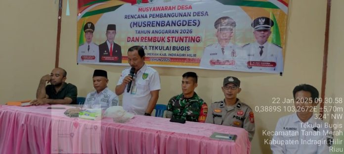 Anggota Babinsa Koramil 02/TM hadiri Musdes Desa Tekulai Bugis