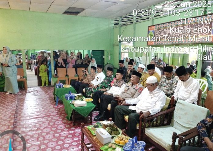 Peringatan Isra Mi'raj Nabi Muhammad SAW yang digelar di Sekolah YPI 1 Kelurahan Kuala Enok, Kecamatan Tanah Merah, Kabupaten Indragiri Hilir