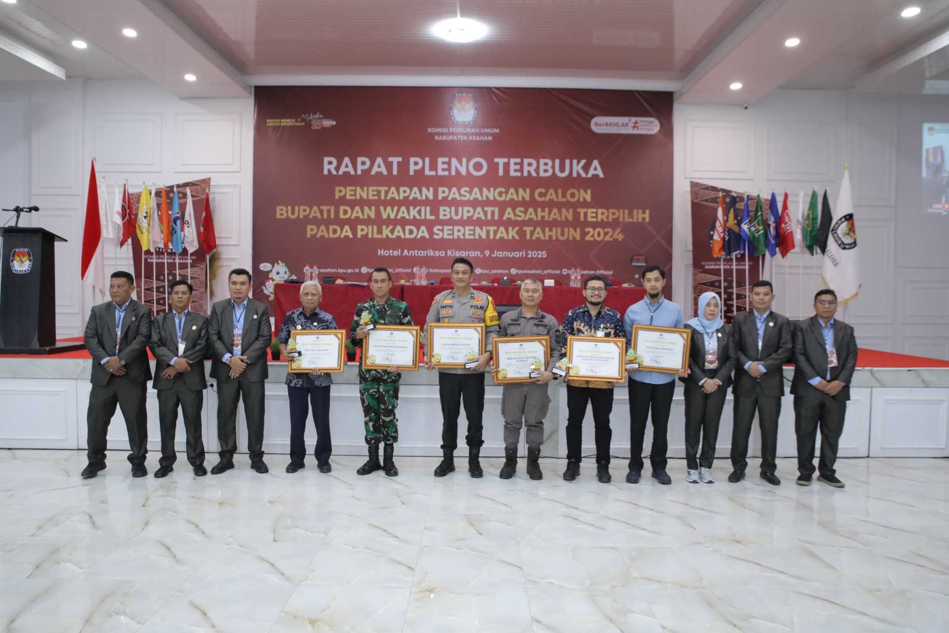 KPU Kabupaten Asahan Tetapkan Pasangan Calon Bupati dan Wakil Bupati Terpilih Kabupaten Asahan Tahun 2025