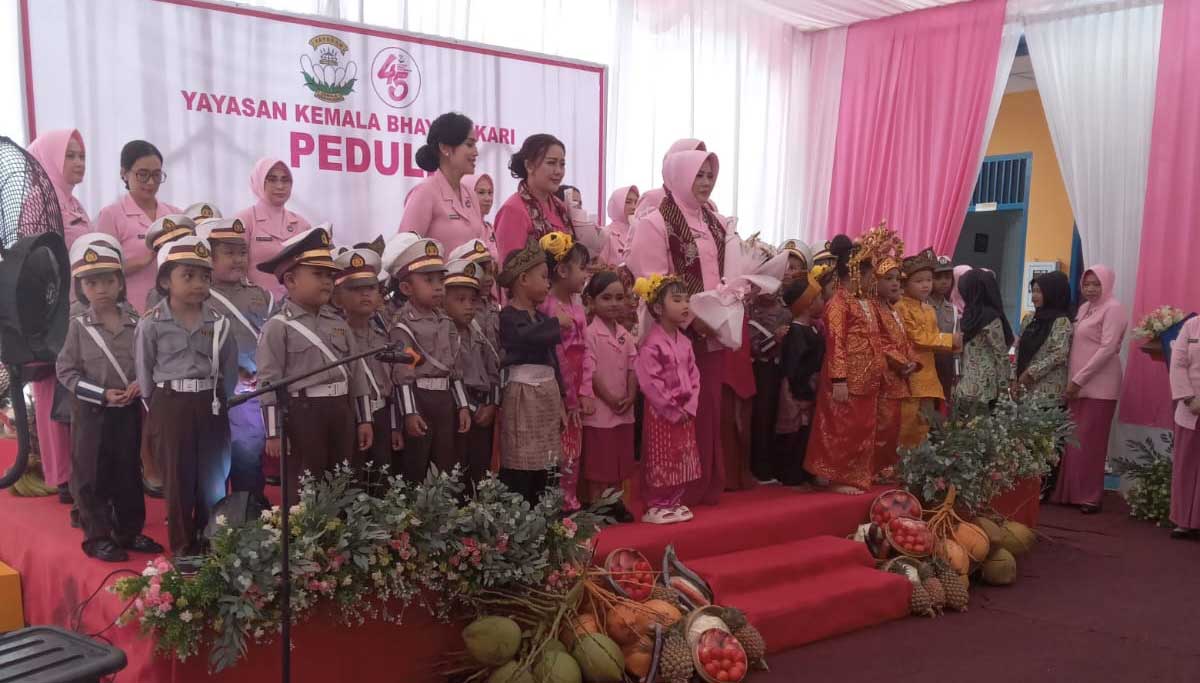 Dukung Program Pemerintah, Ketua Yayasan Kemala Bhayangkari Kepulauan Riau Kunker Ke TK Kemala Bhayangkari 01 Tanjung Batu