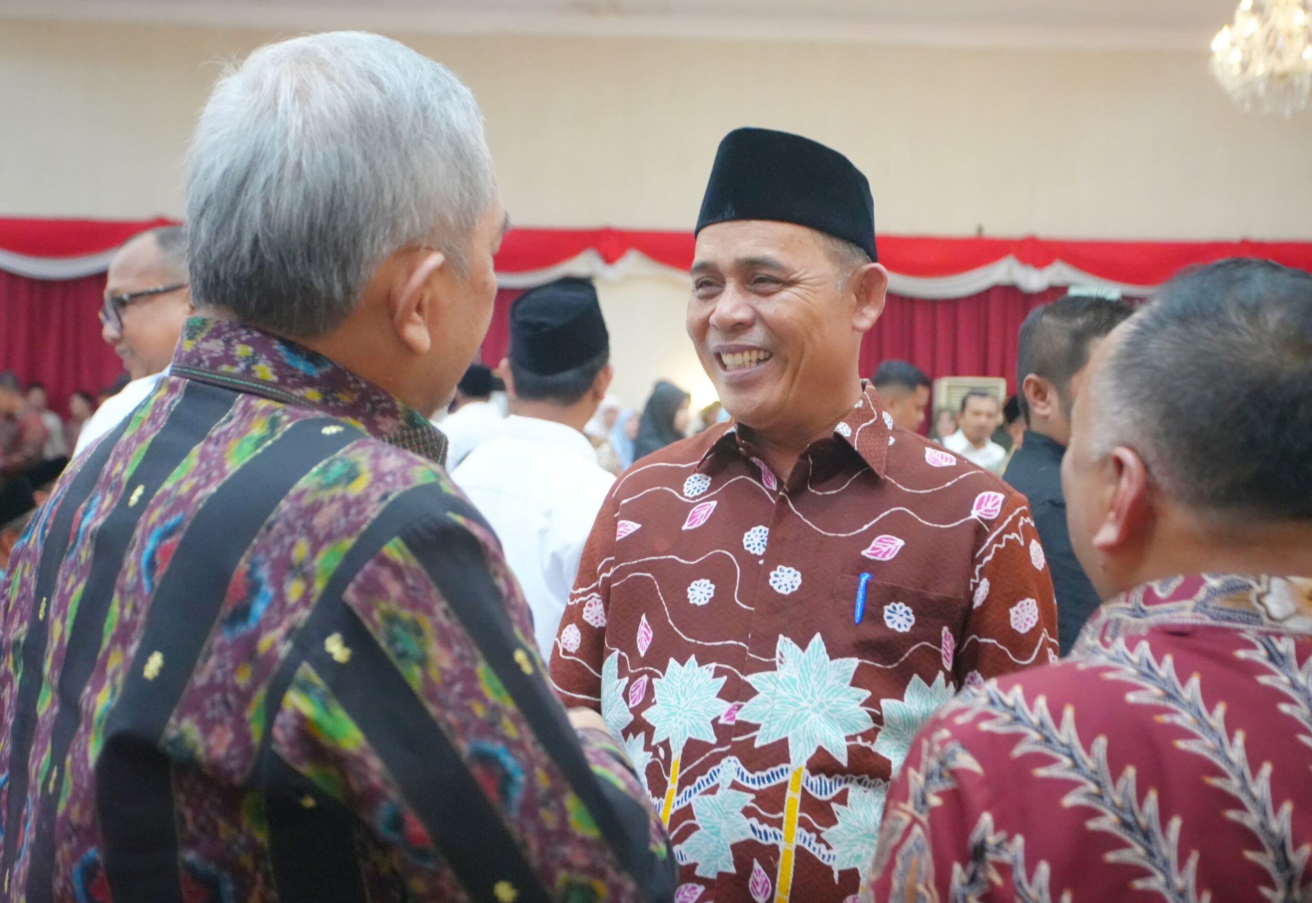 Bupati Inhil H.Herman Hadiri Halal Bi Halal Sekaligus Silaturahmi IKA UIN Suska Riau TH 2025/1446 H