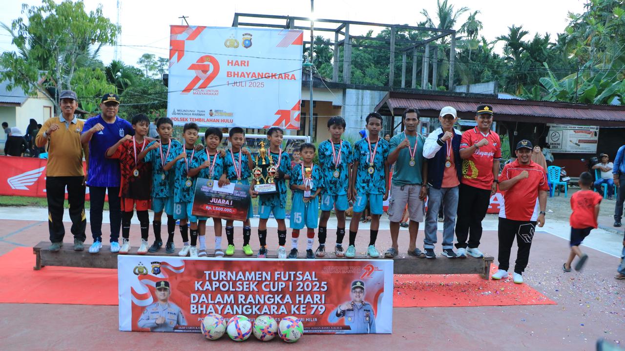 DAIMAN NAJA FC Juara Kapolsek Cup I Futsal SD se-Tembilahan