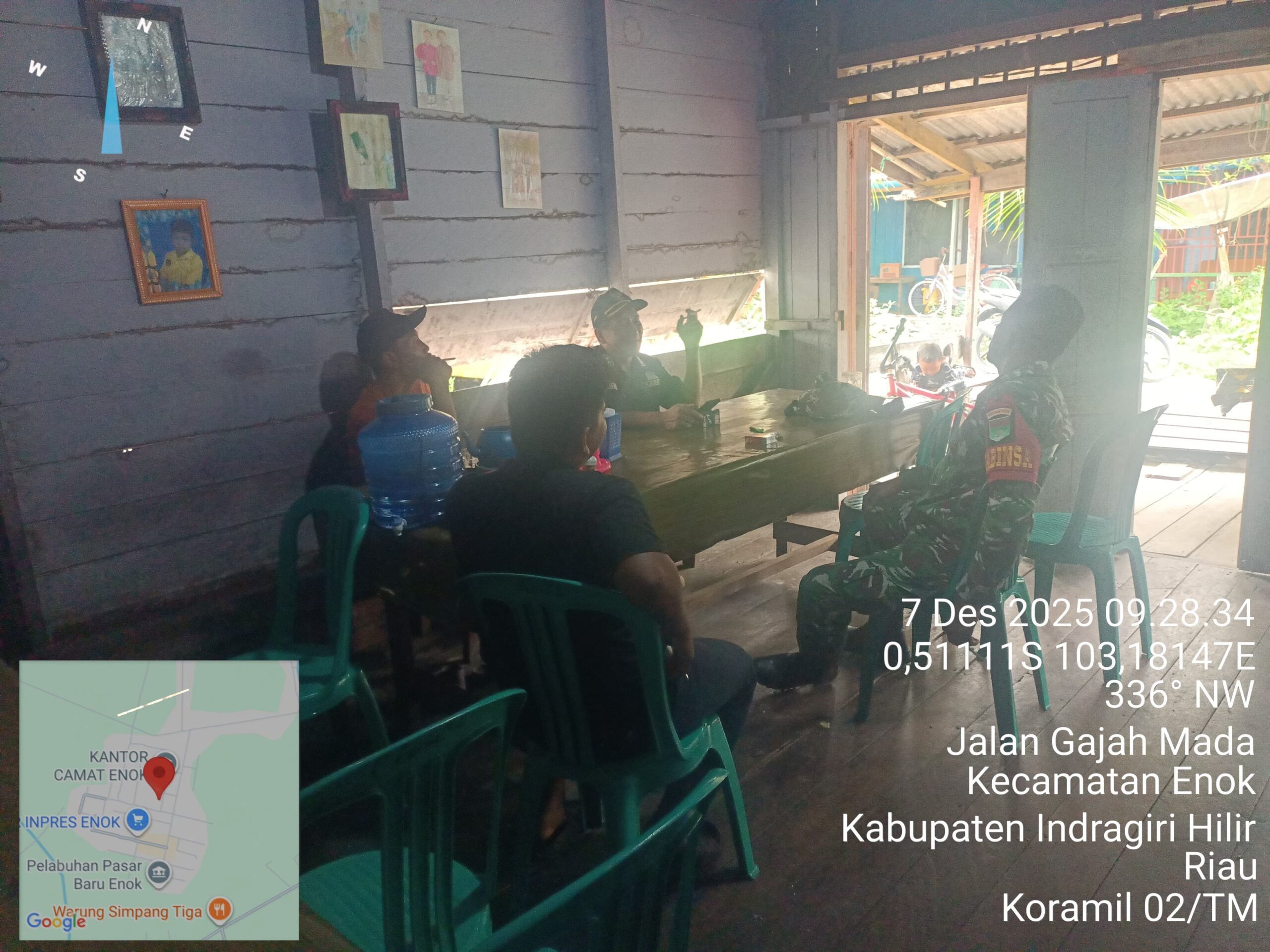 Babinsa Rantau Panjang Tingkatkan Pengawasan SDM Bersama Pejabat Desa dan Tokoh Pemuda